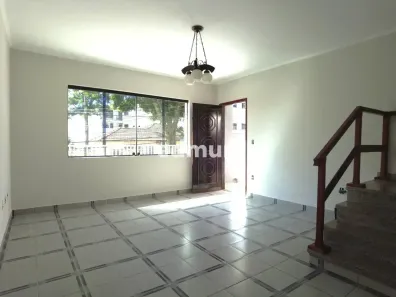 Sobrado com 3 Quartos para alugar, 167m² no Vila Curuçá, Santo André