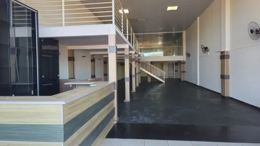 Ponto Comercial para alugar, 356m² no Conjunto Vivi Xavier, Londrina
