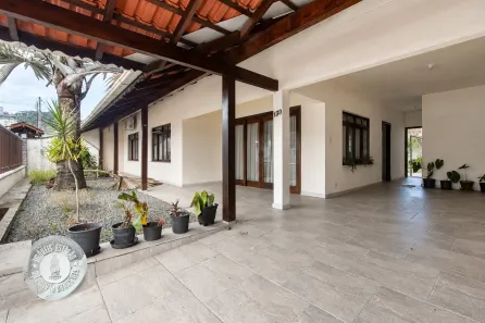 Casa com 3 Quartos à venda, 232m² no Passo Manso, Blumenau