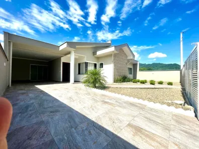 Casa com 2 Quartos à venda, 183m² no Rio Cerro II, Jaraguá do Sul