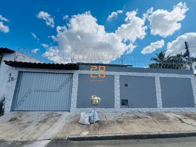 Casa com 3 Quartos para alugar, 118m² no Setor Central, Aparecida de Goiânia