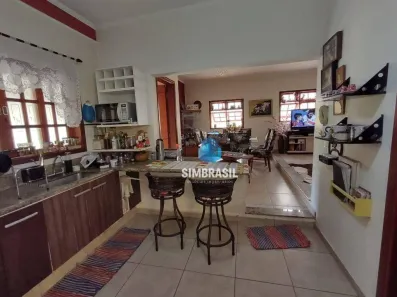 Casa de Condomínio com 3 Quartos à venda, 195m² no Santa Cruz, Valinhos