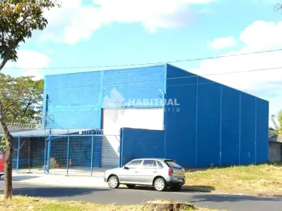 Galpão/Depósito/Armazém para alugar, 300m² no Santa Rosa, Uberlândia