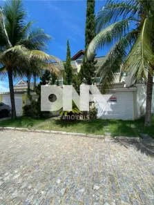 Casa de Condomínio com 4 Quartos à venda, 270m² no Jacarepaguá, Rio de Janeiro