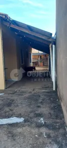 Casa com 3 Quartos à venda, 53m² no Jardim Holanda, Uberlândia