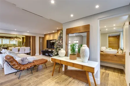 Casa com 5 Quartos à venda, 200m² no Santo Amaro, São Paulo