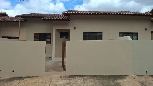 Casa de Condomínio com 2 Quartos para alugar, 50m² no Universitário, Campo Grande