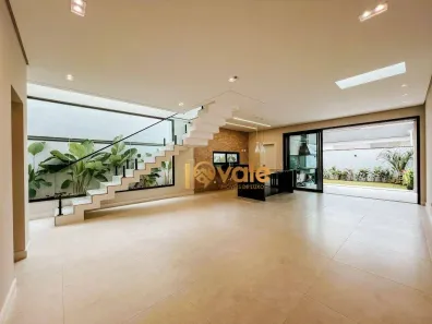 Casa de Condomínio com 3 Quartos à venda, 205m² no Jardim Jacinto, Jacareí