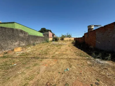 Lote/Terreno à venda, 467m² no Jardim Florença, Aparecida de Goiânia