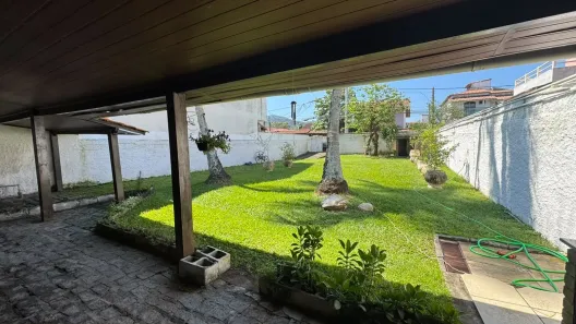 Casa com 1 Quarto à venda, 100m² no Itaipu, Niterói