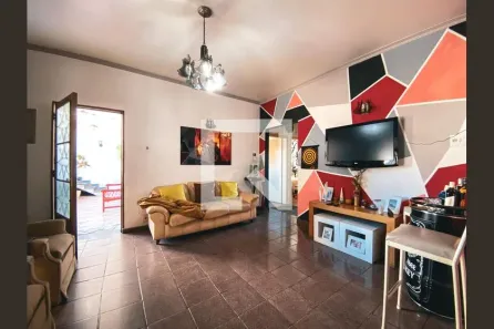 Casa com 6 Quartos à venda, 200m² no Vila Pirajussara, São Paulo