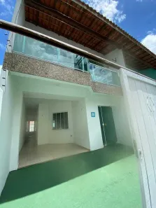 Casa com 3 Quartos à venda, 130m² no Sol e Mar, Macaé