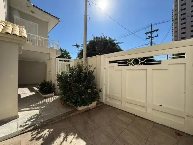 Casa com 4 Quartos à venda, 284m² no Vila Mendonça, Araçatuba