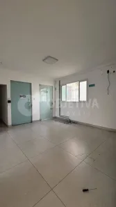 Casa com 5 Quartos para alugar, 194m² no Osvaldo Rezende, Uberlândia