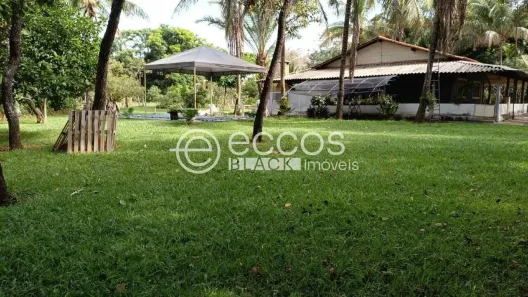 Fazenda/Sítio com 2 Quartos à venda, 104m² no Parque das Américas, Uberlândia