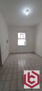 Kitnet para alugar, 35m² no Boqueirão, Santos