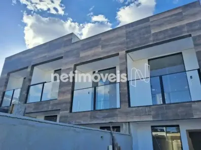 Casa com 2 Quartos à venda, 131m² no Copacabana, Belo Horizonte