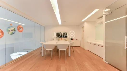 Sala Comercial à venda, 168m² no Ahú, Curitiba