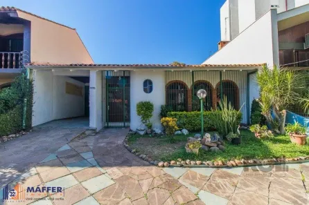Casa com 3 Quartos à venda, 200m² no Cristal, Porto Alegre