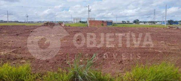 Lote/Terreno à venda, 250m² no Laranjeiras, Uberlândia