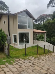 Casa de Condomínio com 3 Quartos à venda, 140m² no Carangola, Petrópolis