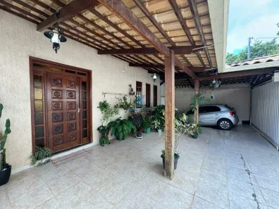 Casa com 3 Quartos à venda, 320m² no Europa, Contagem