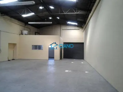 Galpão/Depósito/Armazém à venda, 240m² no Vila Bertioga, São Paulo