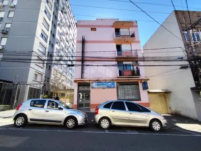 Apartamento com 3 Quartos para alugar, 105m² no Centro, Santa Maria