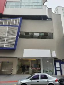 Ponto Comercial à venda, 190m² no Meia Praia, Itapema
