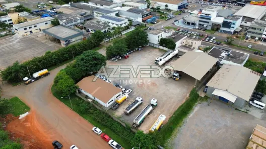Galpão/Depósito/Armazém à venda, 850m² no Zona Industrial, Brasília