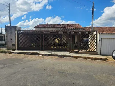 Casa com 3 Quartos à venda, 219m² no Aeroporto Industrial, Sete Lagoas