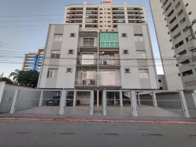 Apartamento com 2 Quartos para alugar, 65m² no Kobrasol, São José