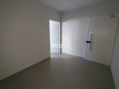 Ponto Comercial para alugar, 102m² no Morada da Colina, Uberlândia