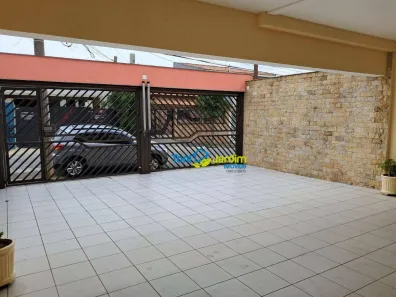 Sobrado com 3 Quartos para alugar, 264m² no Vila Camilópolis, Santo André