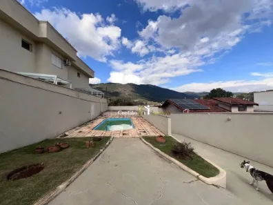 Casa com 2 Quartos para alugar, 247m² no Recreio Maristela, Atibaia