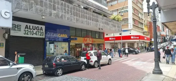 Sala Comercial para alugar, 24m² no Centro Histórico, Porto Alegre