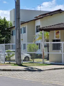 Apartamento com 2 Quartos para alugar, 60m² no Buraquinho, Lauro de Freitas