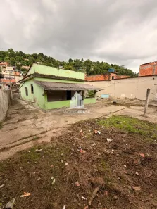 Casa com 3 Quartos à venda, 400m² no Xavantes, Belford Roxo