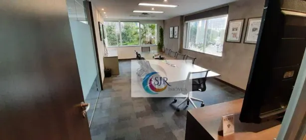 Sala Comercial para alugar, 212m² no Vila Olímpia, São Paulo