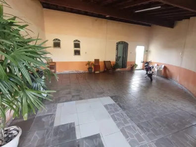 Casa com 3 Quartos à venda, 176m² no Jardim Rosa Branca, Bauru
