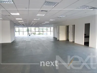 Sala Comercial com 1 Quarto para alugar, 220m² no Cambuí, Campinas