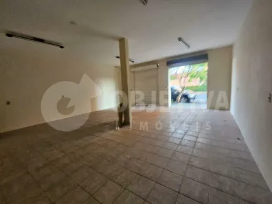 Ponto Comercial para alugar, 70m² no Martins, Uberlândia