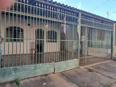 Casa com 4 Quartos à venda, 126m² no Ceilândia Sul, Brasília