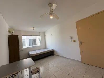 Kitnet à venda, 25m² no Centro Histórico, Porto Alegre