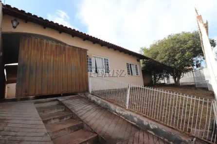 Casa com 3 Quartos à venda, 156m² no Santa Mônica, Londrina