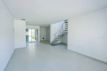 Casa com 3 Quartos à venda, 132m² no Campeche, Florianópolis
