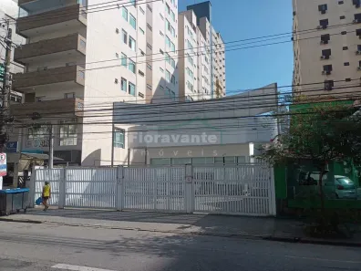 Ponto Comercial para alugar, 407m² no Gonzaga, Santos