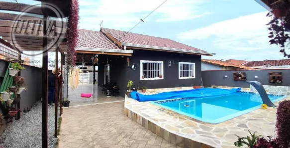 Casa com 3 Quartos à venda, 182m² no Centro, Guaratuba