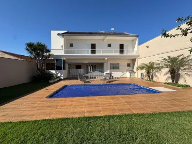 Sobrado com 3 Quartos para alugar, 229m² no Eloy Brusch, Ibiporã