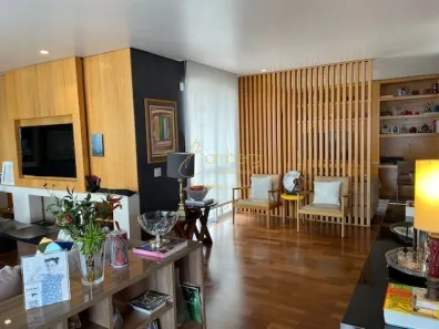 Apartamento com 4 Quartos à venda, 235m² no Cidade Monções, São Paulo